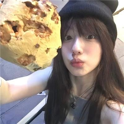大老千与小妖精